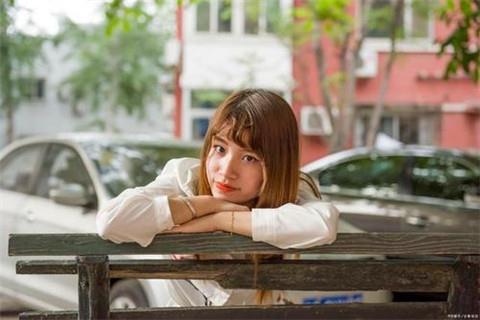 女生喜欢你的征兆，有8个表现
