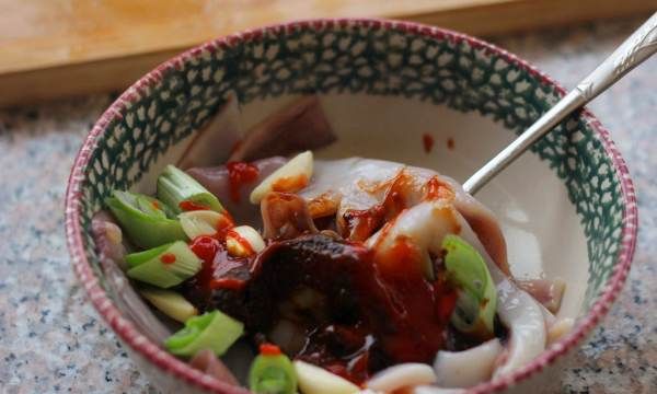 鱿鱼怎么做好吃,鱿鱼的做法最简单最好吃图4