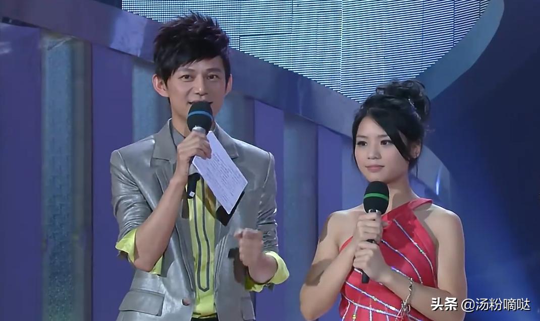 快女黄英的身世(歌手黄英个人资料简介)