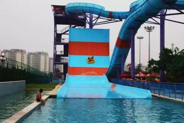 太划算了!南宁凤岭水世界门票3人只要99元,赶紧抢!!!