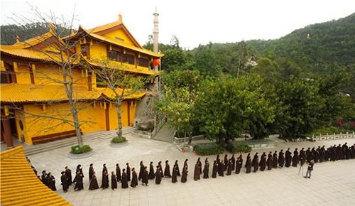 破山寺就是今江苏什么境内著名的佛寺禅院:破山寺就是今江苏什么境内著名的佛寺禅院