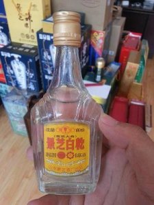 ​国粹老窖酒九年38度(国粹老窖酒多少钱一瓶)