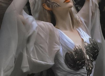 ​双子女生真正动心了的六大表现(女生对你动心的表现)