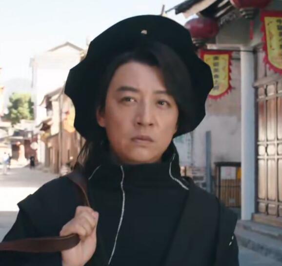 司藤里的白金是好人吗