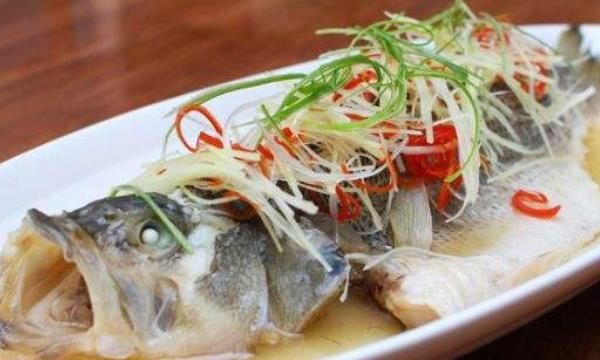 清蒸鲈鱼要蒸多久