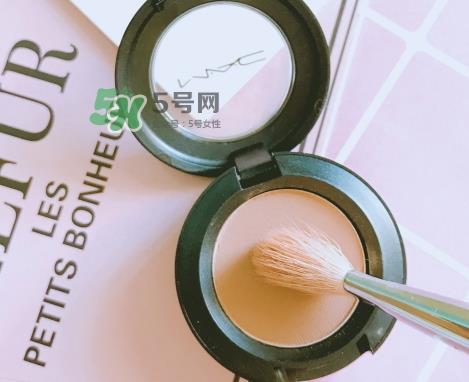 mac焦点小眼影怎么样?mac时尚焦点小眼影好用吗 mac焦点小眼影怎么样?mac时尚焦点小眼影好用吗