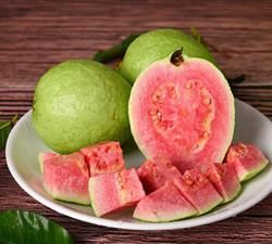 红心芭乐软的好吃还是硬的