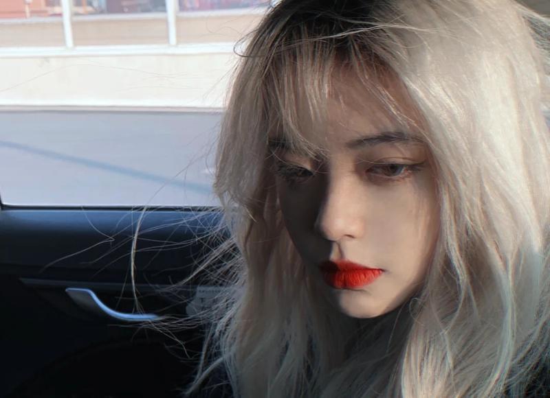 女人在喜欢的男人面前,其实,会有这三个表现 女人在喜欢的男人面前,其实,会有这三个表现