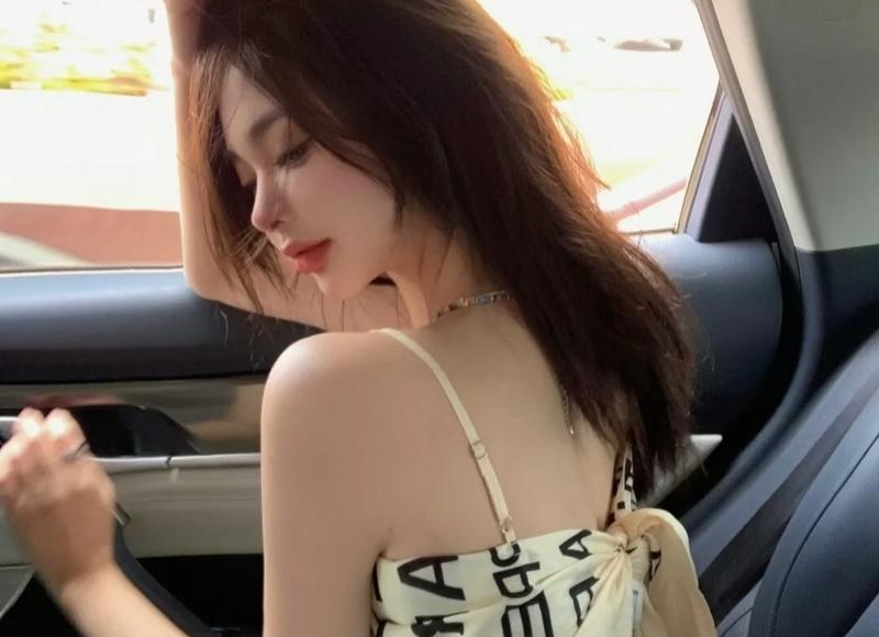 刘诗雯采访，世界杯夺冠刘诗雯孙颖莎陈梦的采访