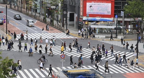 紧急状态也人来人往？日本涩谷究竟有什么魅力