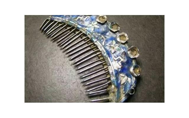 两个人互相暗恋的特征，你们之间就差一个表白