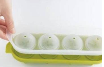 球形冰块模具怎么用,球形冰格怎么注水视频图2