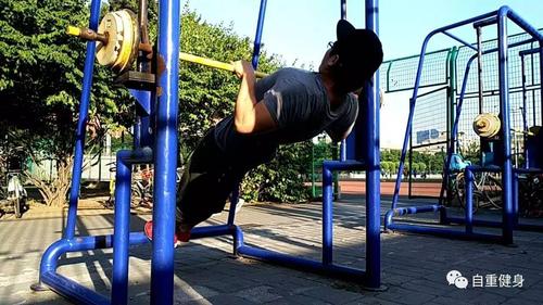 为什么很多人做不了引体向上（很多人做不了引体向上的原因）